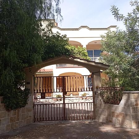 Casa Vacanze Il Carrubo Leporano Exterior photo